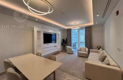 Apartment - 2 Bedrooms - 3 Bathrooms for rent in Floresta Gardens - Floresta Gardens - The Pearl Island - Doha
