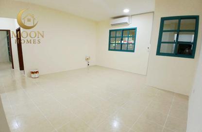 Apartment - 2 - 2 for rent in Umm Ghuwalina - Umm Ghuwailina - Doha