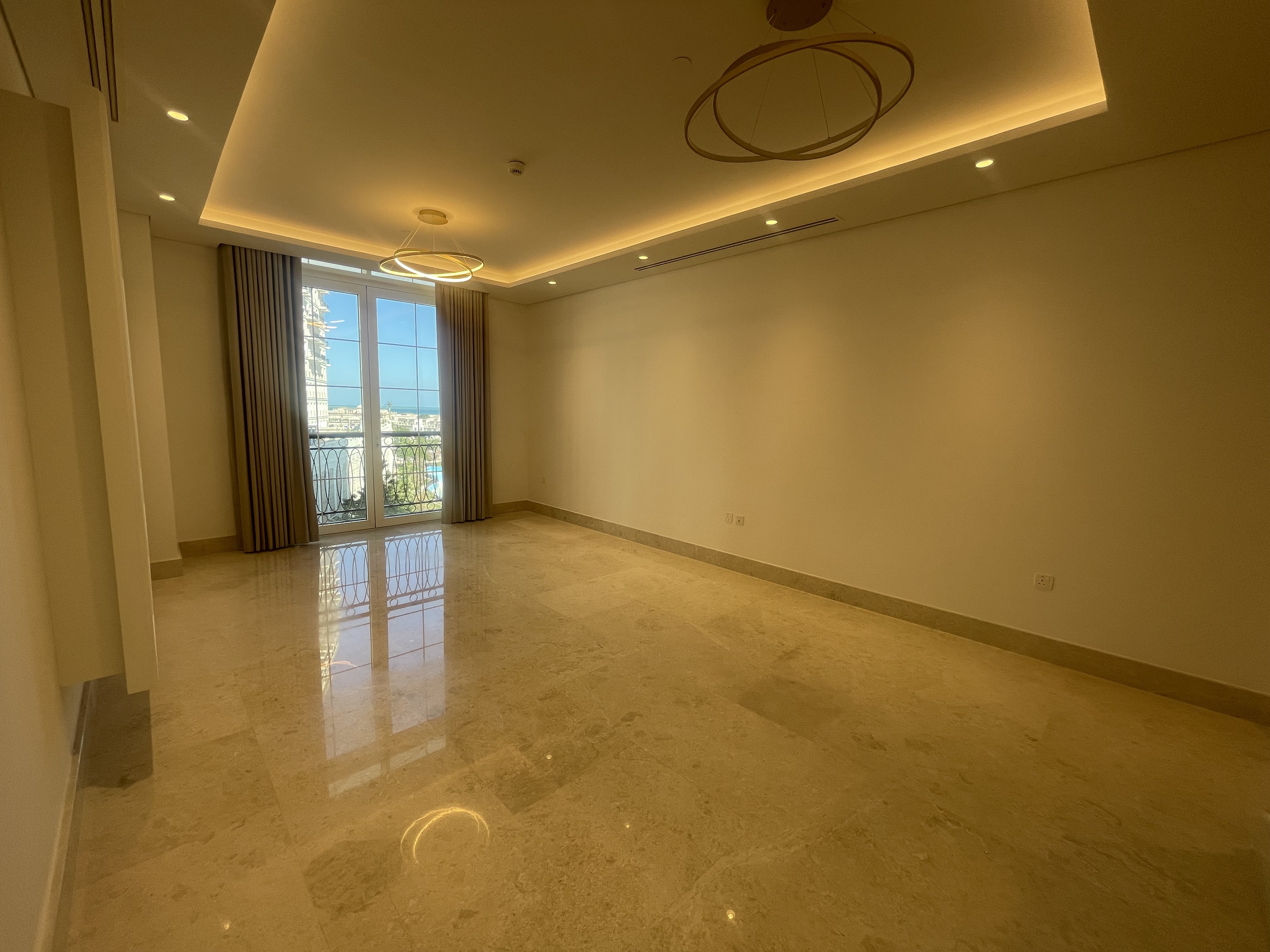 BILLS FREE | SEMI FURNISHED 1BHK | GREAT AMENITIES