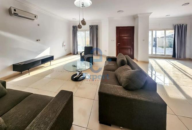 56566961 - Property Image 2