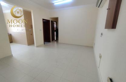 Apartment - 2 - 2 for rent in Salaja Street - Doha Al Jadeed - Doha