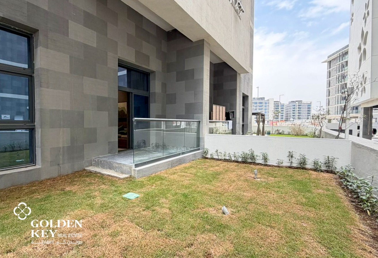 Fully Furnish | Luxury 1BR with Garden | Erkyah