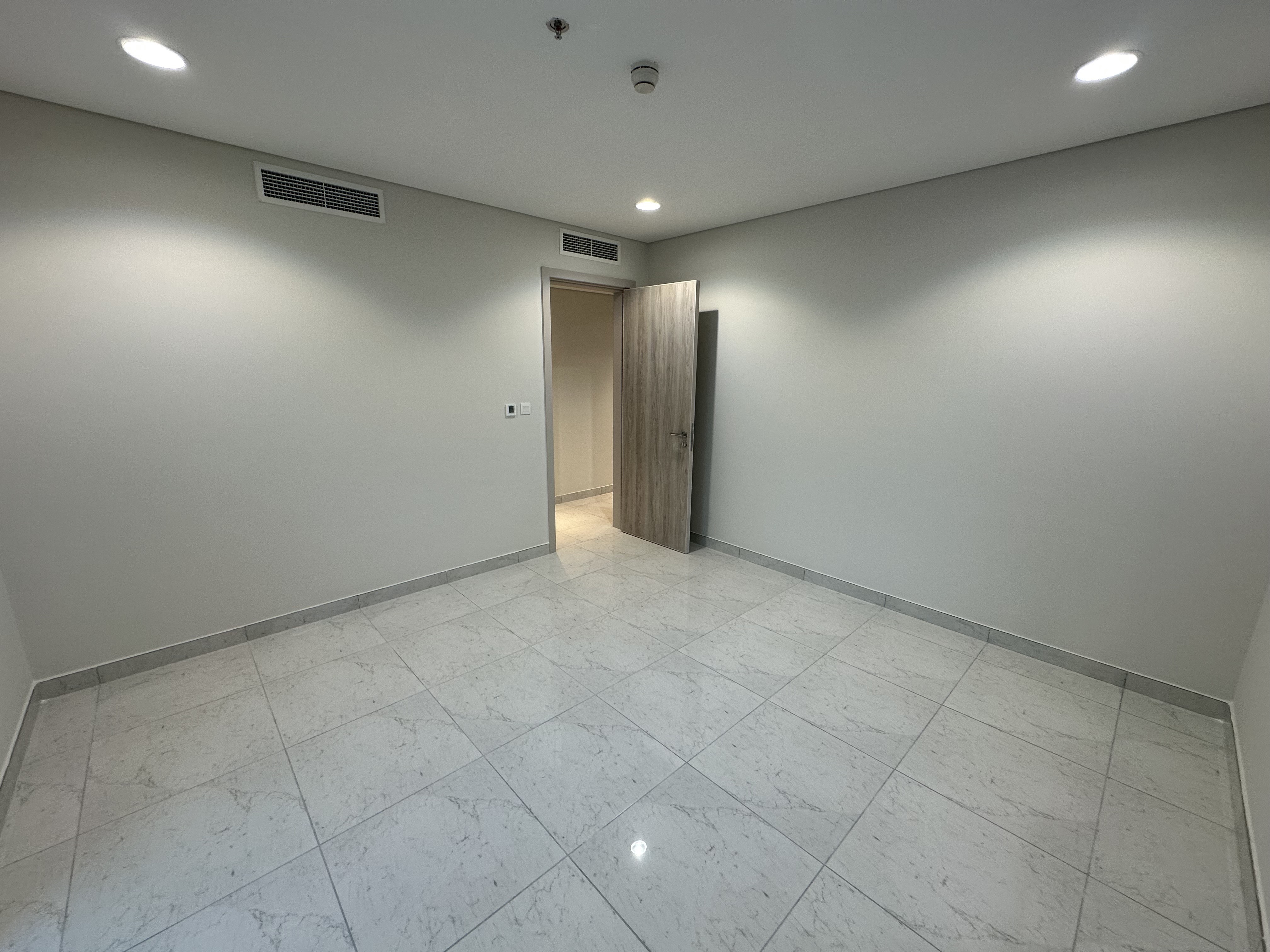 2 Bedroom Brand New Apartment City View thumbnail 10