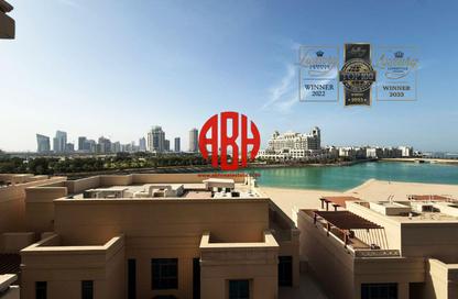 Apartment - 3 Bedrooms - 5 Bathrooms for rent in Abraj Bay - Abraj Quartiers - The Pearl Island - Doha