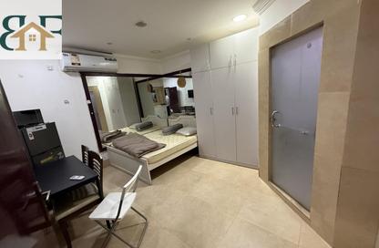 Apartment - Studio - 1 Bathroom for rent in Umm Ghuwailina 4 - Umm Ghuwailina - Doha