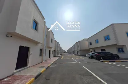 Villa - 6 Bedrooms - 6 Bathrooms for rent in Al Kheesa - Al Kheesa - Umm Salal Mohammed