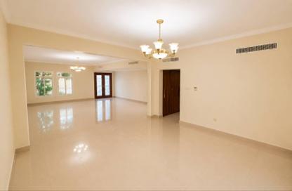 Villa - 5 Bedrooms - 4 Bathrooms for rent in Souk Al gharaffa - Al Gharrafa - Doha