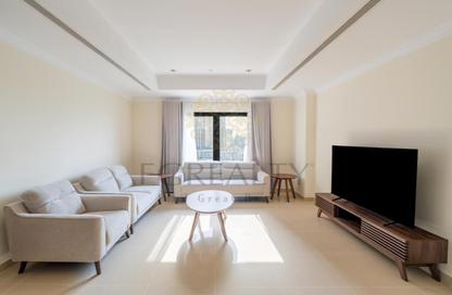 Apartment - 1 Bedroom - 2 Bathrooms for rent in West Porto Drive - Porto Arabia - The Pearl Island - Doha