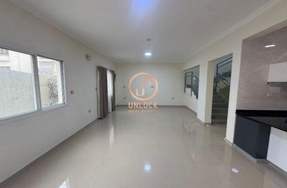 Villa - 4 - 4 for rent in Bliss Gardens - New Salata - Salata - Doha