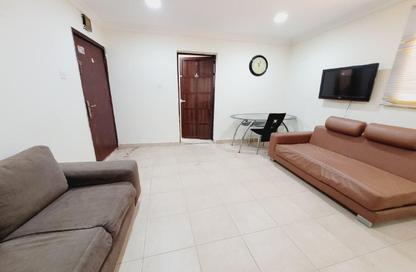 Apartment - 1 Bedroom - 1 Bathroom for rent in Umm Ghwailina Comm - Umm Ghuwalina - Umm Ghuwailina - Doha