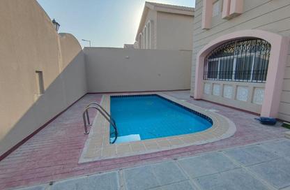 Compound - 5 Bedrooms - 5 Bathrooms for rent in Street 870 - Al Duhail South - Al Duhail - Doha
