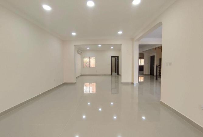 58198067 - Property Image 3