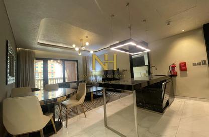 Apartment - 2 Bedrooms - 3 Bathrooms for rent in West Porto Drive - Porto Arabia - The Pearl Island - Doha