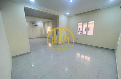 Villa - 6 Bedrooms - 6 Bathrooms for rent in Umm Qarn - Al Daayen