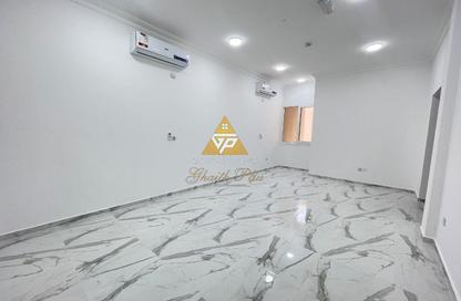 Apartment - 2 - 3 for rent in Madinat Khalifa Building 58 - Madinat Khalifa South - Madinat Khalifa - Doha