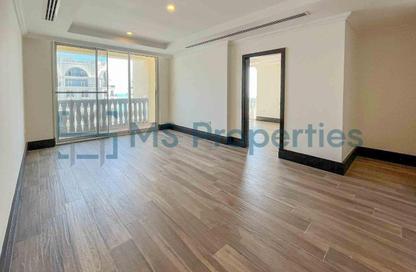 Apartment - 2 Bedrooms - 3 Bathrooms for rent in Viva East - Viva Bahriyah - The Pearl Island - Doha