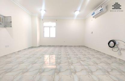 Apartment - 2 Bedrooms - 2 Bathrooms for rent in Al Sadd Road - Al Sadd - Doha Apartment - 2 Bedrooms - 2 Bathrooms for rent in Al Sadd Road - Al Sadd - Doha