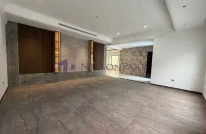 Compound - 7 Bedrooms for rent in Al Kheesa - Al Kheesa - Umm Salal Mohammed