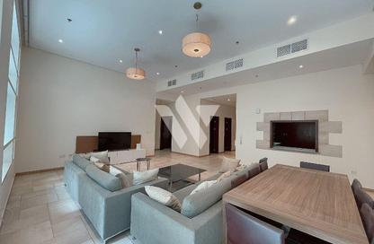 Apartment - 3 Bedrooms - 4 Bathrooms for rent in Anas Street - Fereej Bin Mahmoud North - Fereej Bin Mahmoud - Doha
