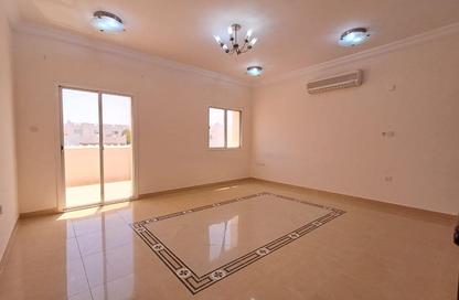 Compound - 4 - 5 for rent in Al Duhail North - Al Duhail - Doha