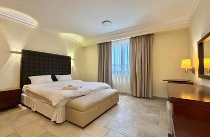 Apartment - 2 Bedrooms - 3 Bathrooms for rent in Al Sadd Road - Al Sadd - Doha Apartment - 2 Bedrooms - 3 Bathrooms for rent in Al Sadd Road - Al Sadd - Doha