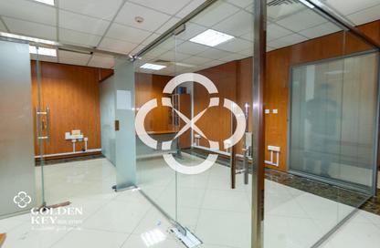 Office Space - Studio - 1 Bathroom for rent in Ramada Commercial Building - Al Rawabi Street - Al Muntazah - Doha