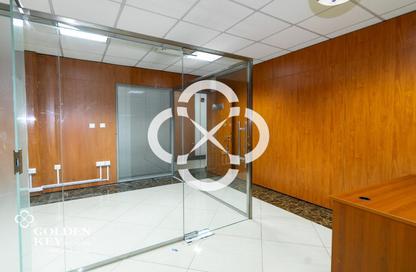 Office Space - Studio - 1 Bathroom for rent in Ramada Commercial Building - Al Rawabi Street - Al Muntazah - Doha