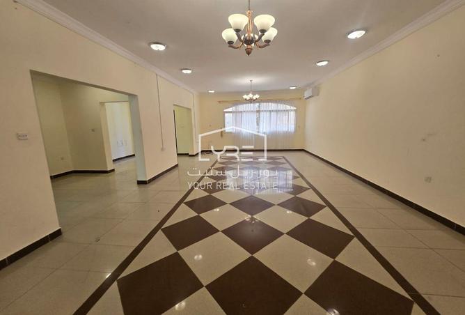 54151860 - Property Image 2