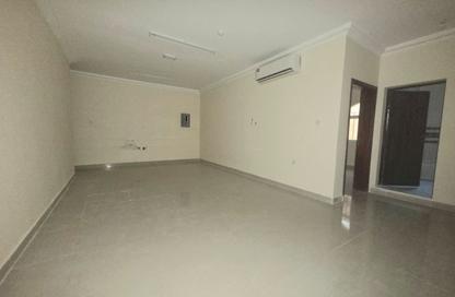 Apartment - 2 - 2 for rent in Tadmur Street - Old Airport Road - Doha