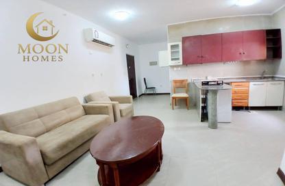 Apartment - 1 Bedroom - 1 Bathroom for rent in Umm Ghuwailina 4 - Umm Ghuwailina - Doha