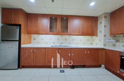 Apartment - 1 Bedroom - 2 Bathrooms for rent in West Porto Drive - Porto Arabia - The Pearl Island - Doha