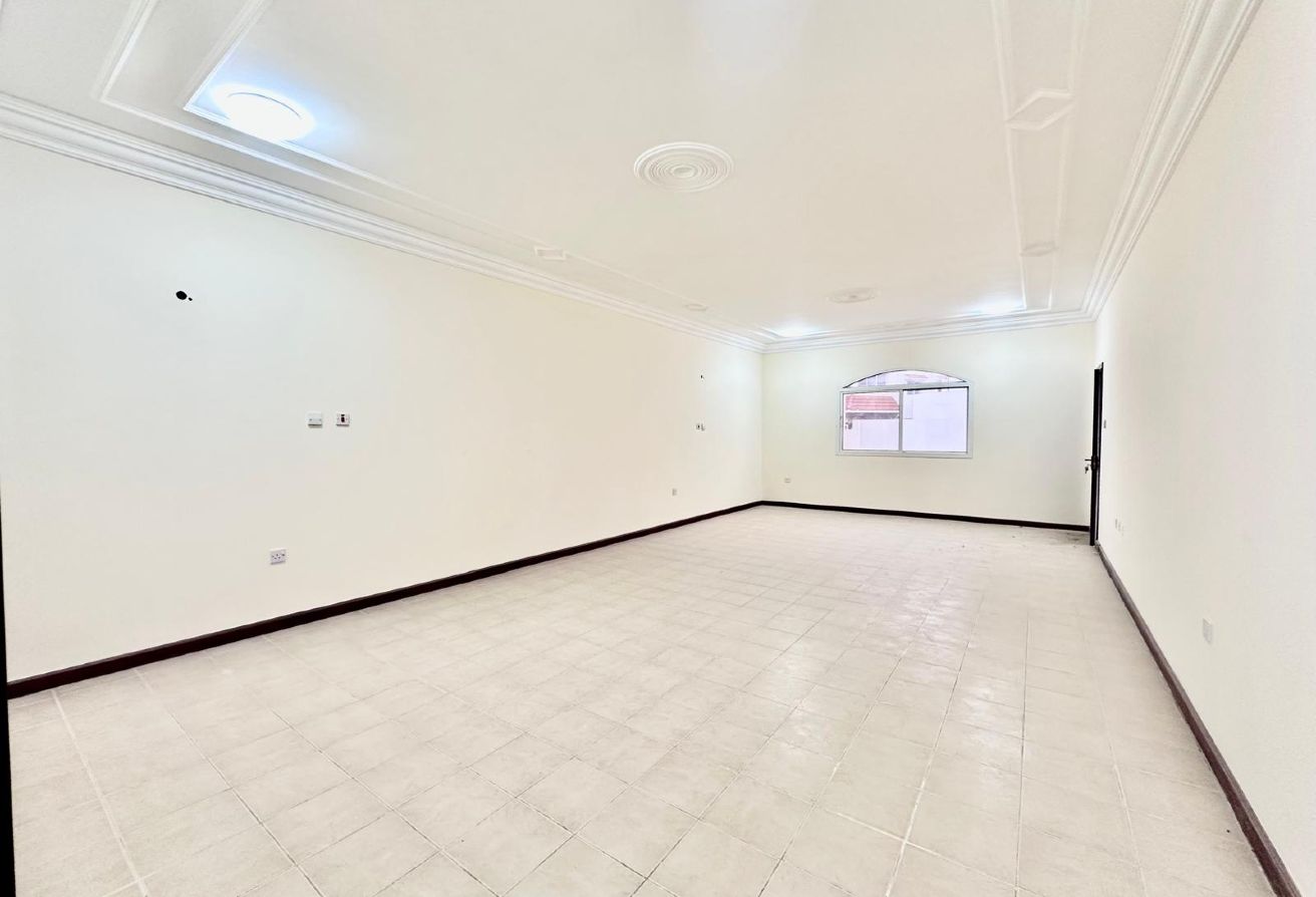 AVAILABLE FOR ISKAN | STAND ALONE 5 BHK+MAID VILLA - villa in Al Maamoura