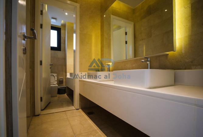 51909210 - Property Image 2