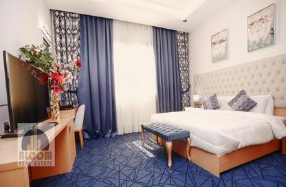 Apartment - Studio - 1 Bathroom for rent in Royal Plaza - Al Sadd - Doha