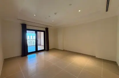 Apartment - 1 Bedroom - 2 Bathrooms for rent in East Porto Drive - Porto Arabia - The Pearl Island - Doha