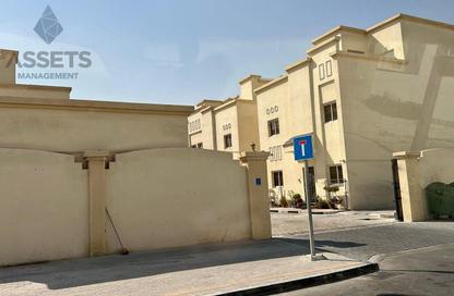 Compound - 5 Bedrooms - 5 Bathrooms for sale in Al Wukair - Al Wukair - Al Wakra
