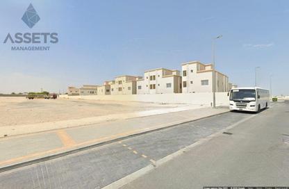 Compound - 5 Bedrooms - 5 Bathrooms for sale in Al Wukair - Al Wukair - Al Wakra