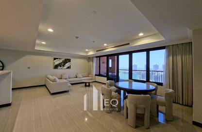 Apartment - 2 Bedrooms - 2 Bathrooms for rent in East Porto Drive - Porto Arabia - The Pearl Island - Doha
