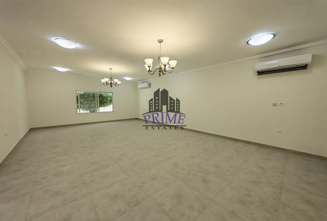 56418269 - Property Image 2