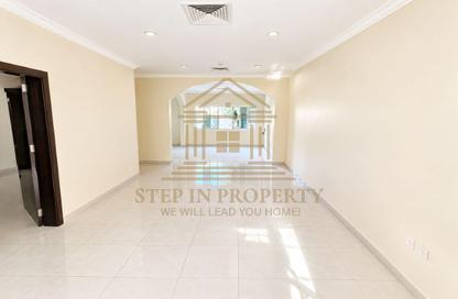 Villa - 4 - 5 for rent in Bu Hamour Street - Abu Hamour - Doha