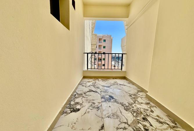 57302853 - Property Image 2