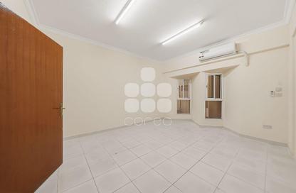 Apartment - 4 - 3 for rent in Al Nasr Street - Al Nasr - Doha Apartment - 4 - 3 for rent in Al Nasr Street - Al Nasr - Doha