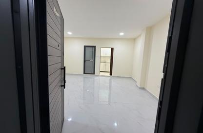 Apartment - Studio - 1 Bathroom for rent in Al Gharrafa - Al Gharrafa - Doha