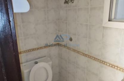 Apartment - 2 Bedrooms - 2 Bathrooms for rent in Madinat Khalifa - Doha