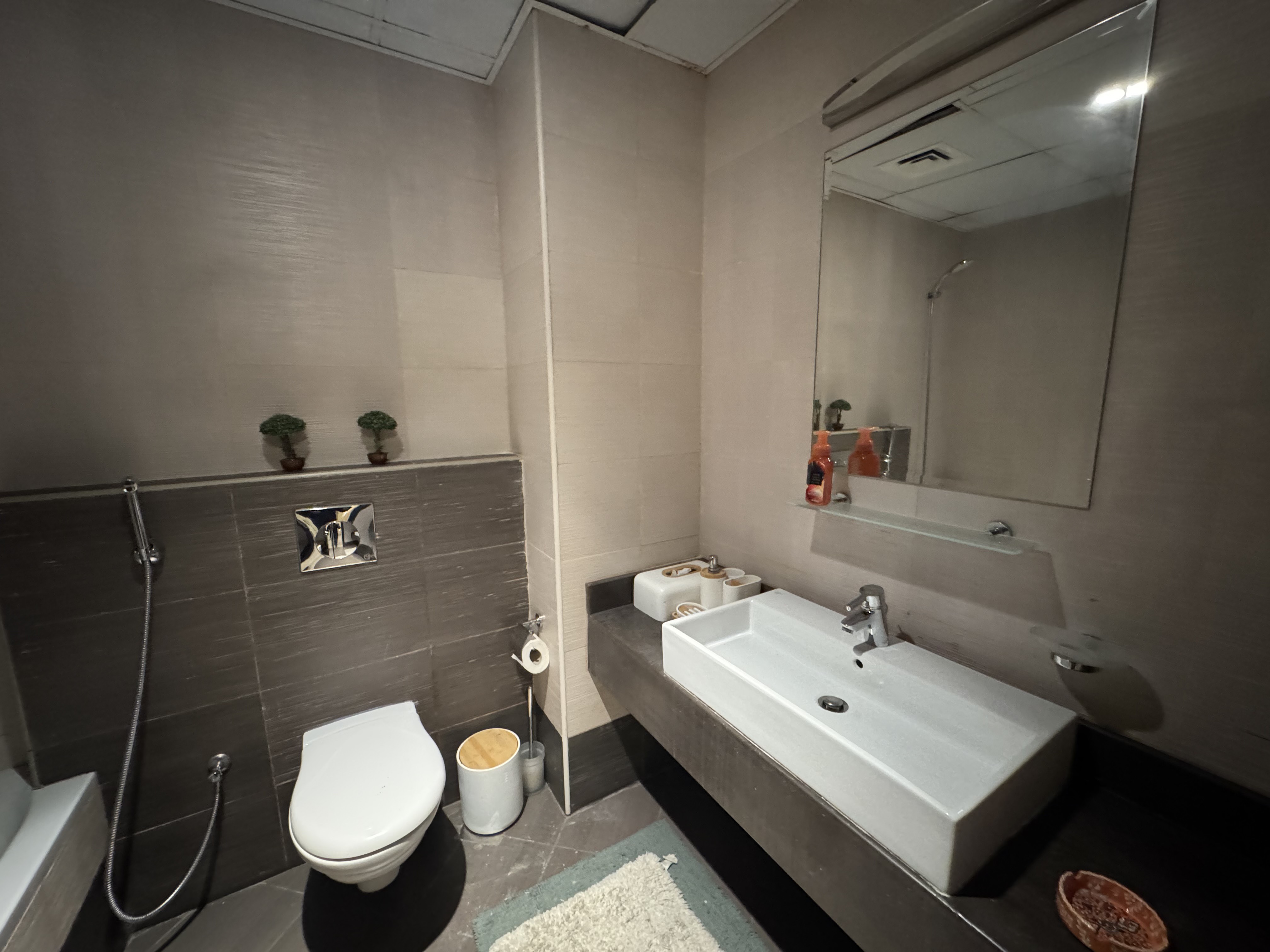 ELEGANT 2BEDROOM PLUS MAID ROOM WITH BALCONY thumbnail 13