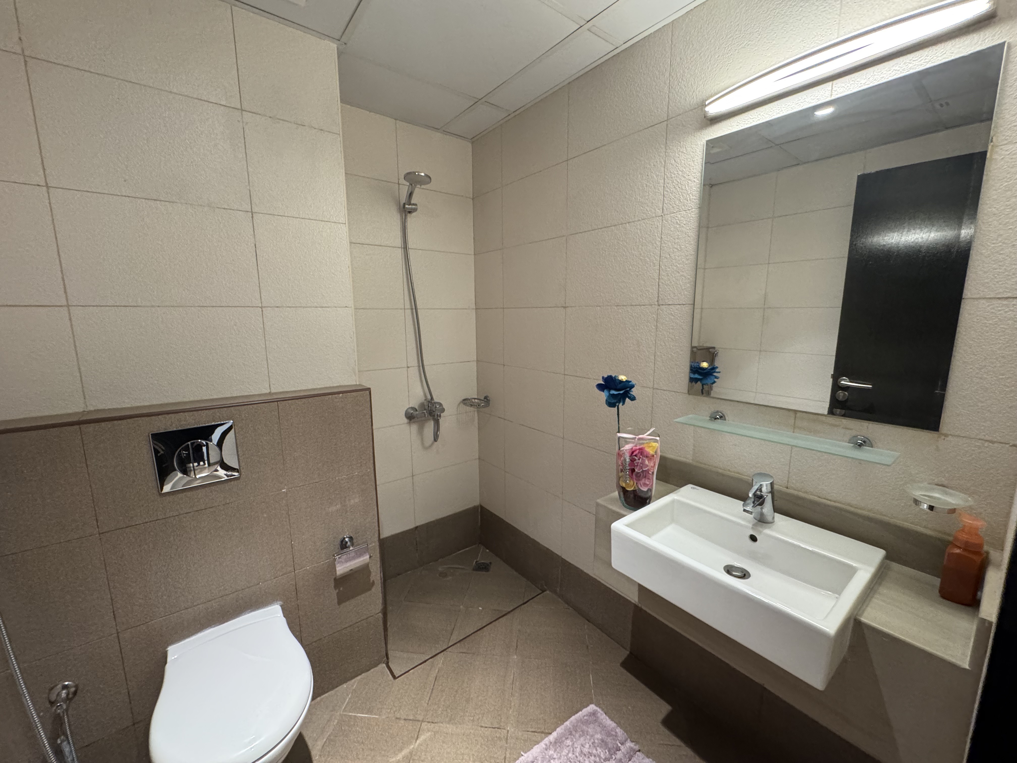 ELEGANT 2BEDROOM PLUS MAID ROOM WITH BALCONY thumbnail 10