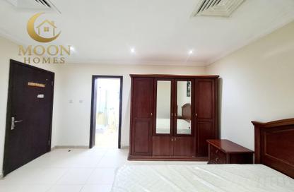 Apartment - 1 Bedroom - 1 Bathroom for rent in Umm Ghuwailina 4 - Umm Ghuwailina - Doha