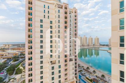 Apartment - 1 Bedroom - 2 Bathrooms for rent in Viva Central - Viva Bahriyah - The Pearl Island - Doha