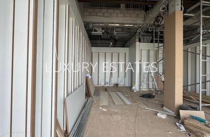 Shop - Studio - 1 Bathroom for rent in Wholesale Market Street - Abu Hamour - Doha Shop - Studio - 1 Bathroom for rent in Wholesale Market Street - Abu Hamour - Doha
