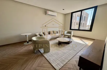 Apartment - 2 Bedrooms - 3 Bathrooms for rent in Salwa Road - Al Aziziyah - Doha